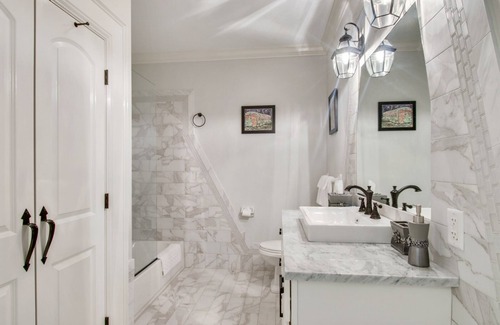 Bywater Haus | Elegantes Polenhaus um 1708.