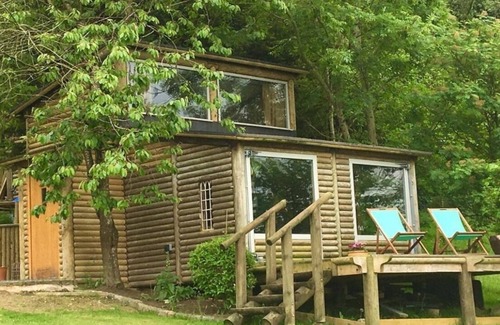 Llandegla Haus | Beautiful quirky log cabin situated at the foot of Llandegla Forest