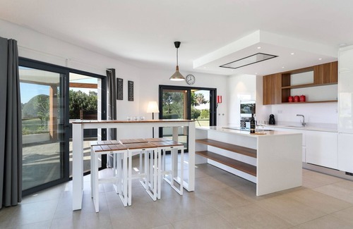 Carvoeiro Villa | Schöne, renovierte Villa für 12 Personen, 100 Meter vom Meer entfernt