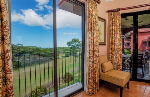 Playa Conchal Eigentumswohnung | Hermoso Reserva Conchal condominio de 3 camas con vista al mar