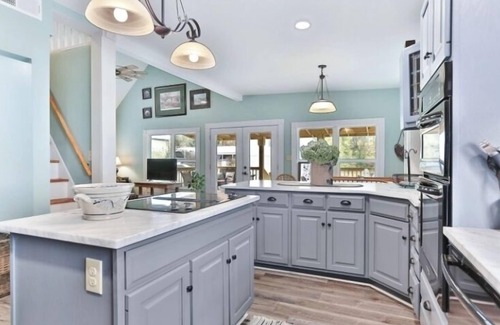 Shelbyville Hütte | Beautiful restored Victorian farmhouse