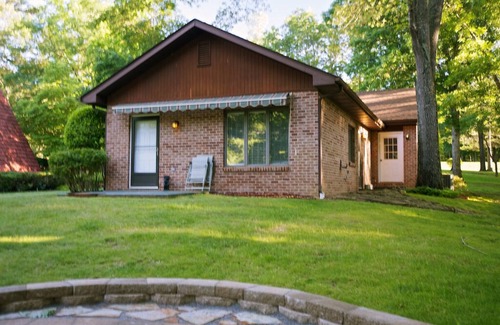 Lakeview Haus | Schöne Lage am Flussufer. Great Fishing. Wunderbare Zimmer.