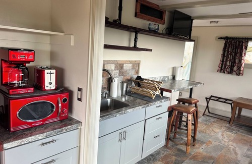 The Boulders Hütte | Beautiful Separate Mountain Side Casita