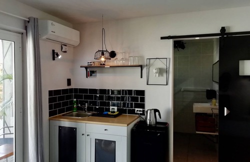 Bubali Wohnung | Schönes Studio mit Pool, ganz in der Nähe von Eagle Beach