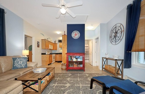 Summer Village Hütte | Beautiful Summer village cottage close to the Ocean!