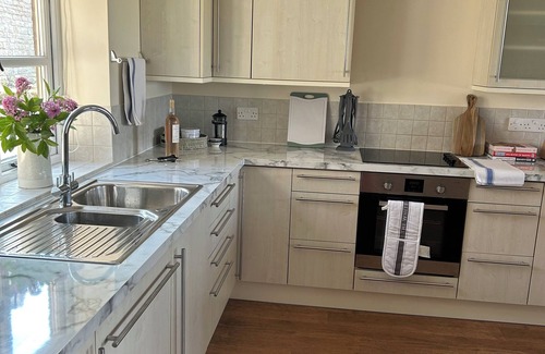 Baltonsborough Haus | Beautiful Three Bedroom Barn Conversion With Magnificent Views