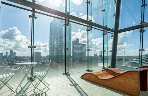Manchester City Centre Wohnung | Beautiful Two Bed apartment In Skyline with View