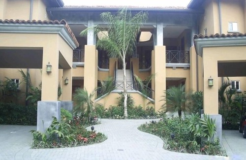 Herradura Eigentumswohnung | Schöne Wohnung im Herzen von Los Suenos Resort