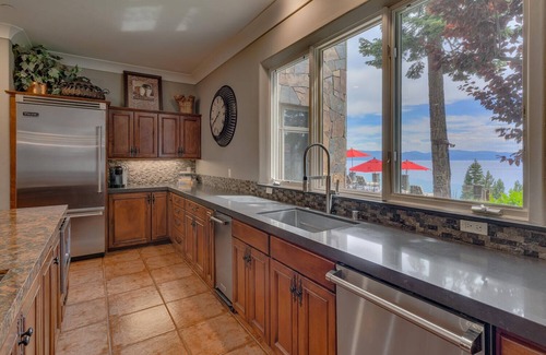 Tahoe Vista Haus | Beautiful View, Bella Vista
