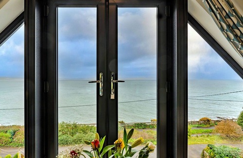 Mousehole Haus | Schönes Ferienhaus für 8 Leute mit W-LAN, Terrasse und Parkplatz