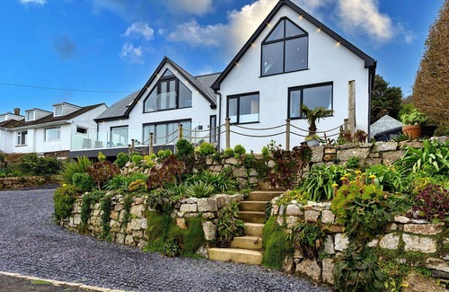 Mousehole Haus | Schönes Ferienhaus für 8 Leute mit W-LAN, Terrasse und Parkplatz