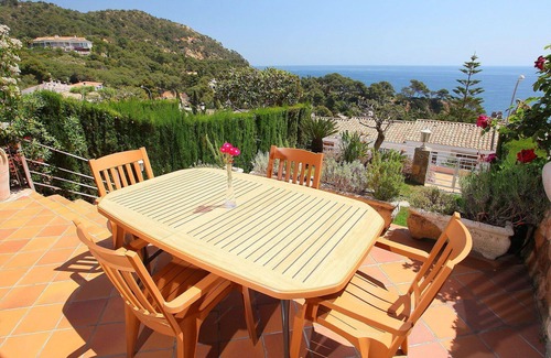 Tossa de Mar Haus | Wunderbares Ferienhaus für 7 Leute mit W-LAN, Pool, TV, Balkon und Parkplatz
