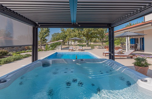 Drnis Villa | Beautiful Villa Krka Dream