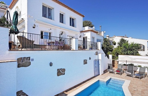 Salobrena Villa | Beautiful Villa with Sea Views mit Pool, Garten und WLAN