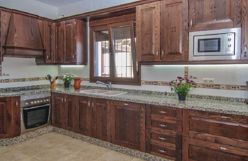 Sayalonga Hütte | Beautiful villa with private swimming pool and Jacuzzi AX-2S