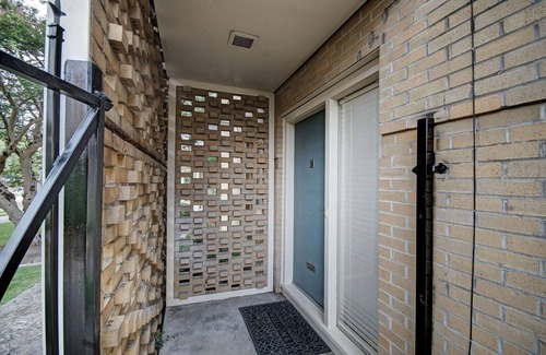 Greater Belhaven Wohnung | Belhaven apartment across the street from Baptist Hospital