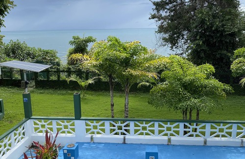 Forest Home Haus | Belize Bay Estate - private estate on the Caribbean shore.