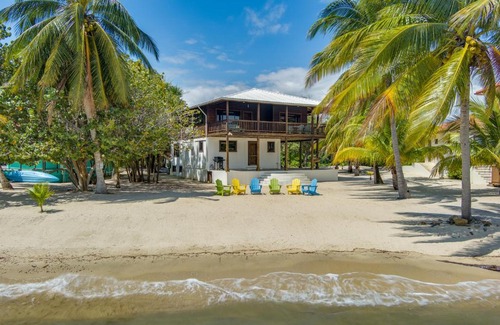 Placencia Haus | Bella Sway Belize
