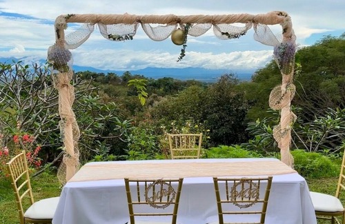 Garabito Haus | Bella Vista Private Resort, Perfect for Weddings, 9 bedrooms, Sleeps 24