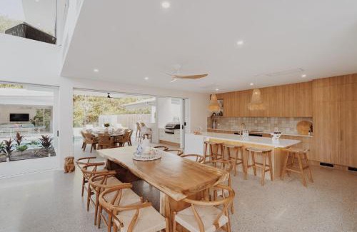 Palm Cove Haus | Belle Escapes Villa by the C