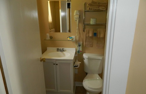 Salsbury Cove Hotel | Belle Isle Motel