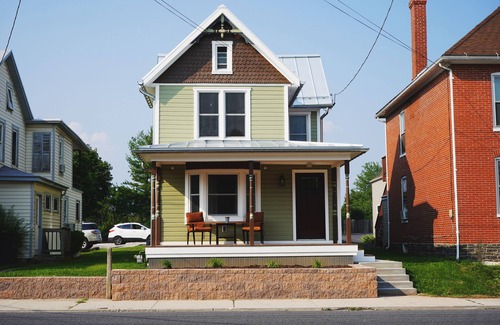 Gettysburg Haus | Belle on Buford Apt 1-1st Floor