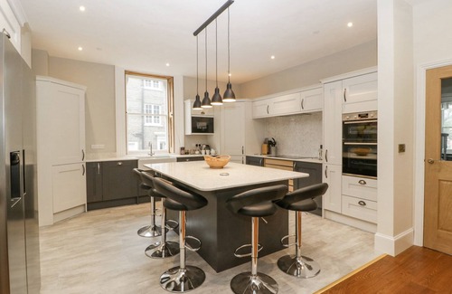 Hay on Wye Haus | BELLE VUE, family friendly, luxury holiday cottage in Hay-On-Wye