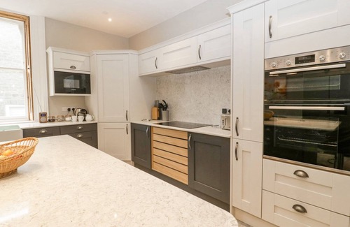 Hay on Wye Haus | BELLE VUE, family friendly, luxury holiday cottage in Hay-On-Wye