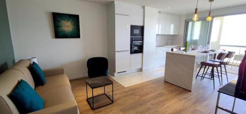 Le Grand Large Wohnung | Belle Vue Mer Canet Plage accès piscine couverte et chauffée