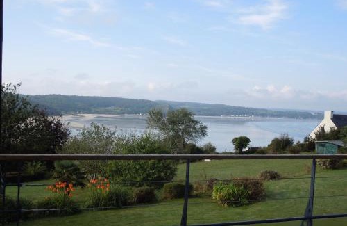 Saint-Michel-en-Greve Wohnung | Belle vue sur mer