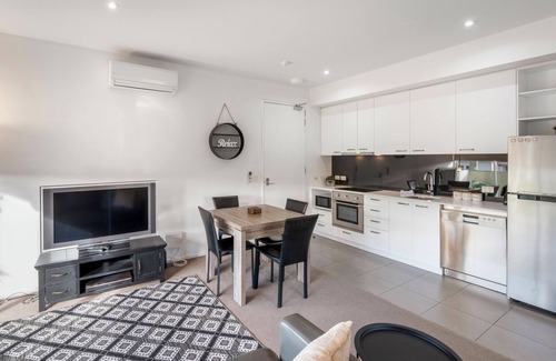 Bellerive Wohnung | Bellerive Quay - 2 Bedroom - Free Parking - Bellerive