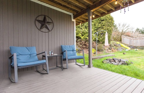 East Lake Hills Wohnung | Bellevue Guesthouse by Lake Sammamish- EV, Patio