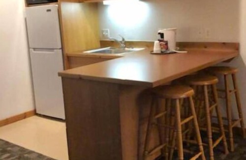 Bellevue Hotel | Bellevue High Country Motel