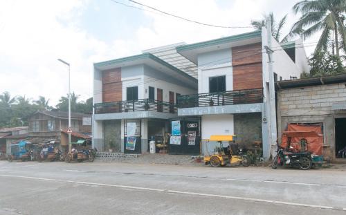 Salvador Benedicto Hotel | Bello Vue Apartelle