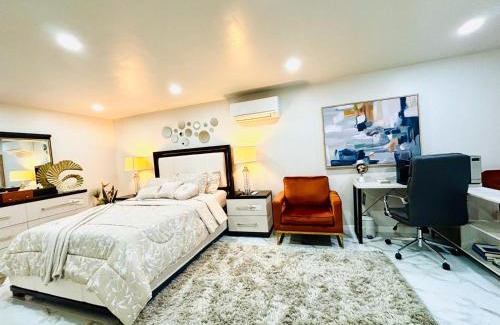 Floral Park Haus | Belmont Lux Escape