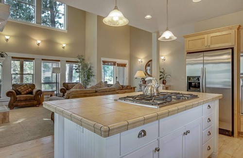 RiverWild Haus | Bend Getaway im RiverWild-Walk zum Deschutes River und zum Old Mill District