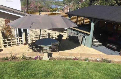 Northway Haus | Bens Hollow with hot tub