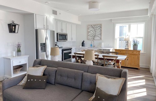 Pass-a-Grille Historic District Hotel | Berkeley Beach Club