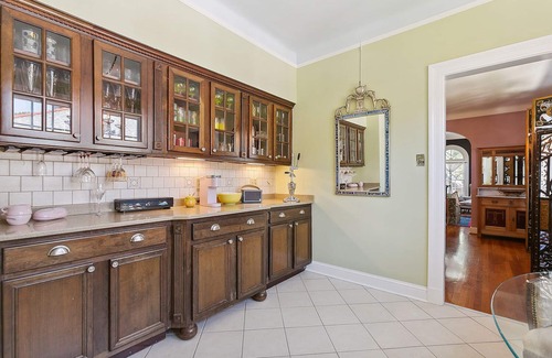 Gentilly Terrace Haus | Amazing giant space! Authentic NOLA experience.