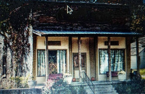 Alto Pass Haus | * Best Location on the Wine Trail! * Hiking Trail 1 min away * Wi-Fi *