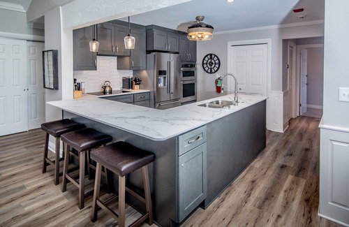 Osage Beach Eigentumswohnung | Beste Hauptkanalansicht!3Br / 3Bath Knolls Eigentumswohnung w / FREE Beleg. Innen- und Außenpool