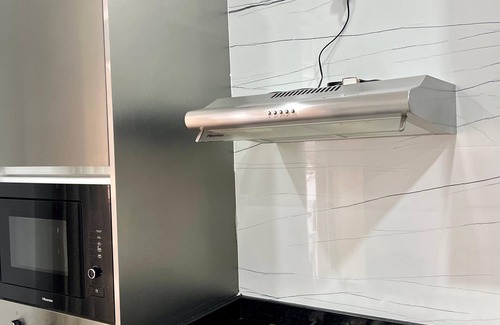 Mombasa Wohnung | Best places to stay in Mombasa 3 bedroom 4 bedrooms 5 minutes walk to everywhere