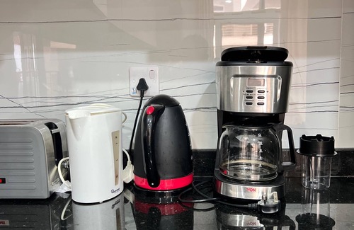 Mombasa Wohnung | Best places to stay in Mombasa 3 bedroom 4 bedrooms 5 minutes walk to everywhere