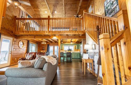 Dandridge Haus | BEST VIEWS LAKE FRONT Waters Edge