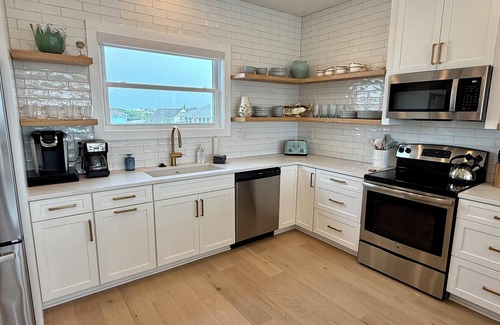 Topsail Beach Haus | BRAND NEW-Beste Aussicht auf der Insel! Waterfront, Bootsanlegestelle, Aufzug, Pool, Fisch!