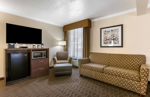 Albuquerque Hotel | Best Western Airport Albuquerque InnSuites Hotel & Suites