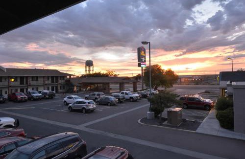 Holbrook Hotel | Best Western Arizonian Inn