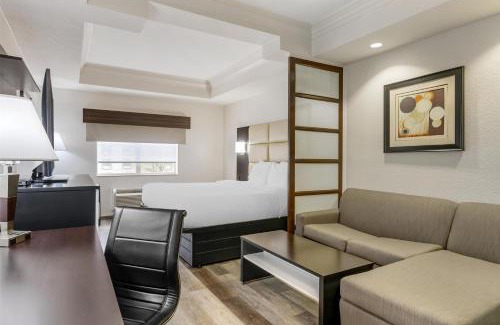 North Little Rock Hotel | Best Western Plus JFK Inn & Suites