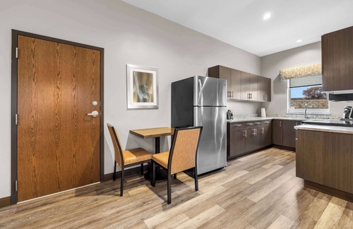 Jerome Hotel | Best Western Sawtooth Inn & Suites