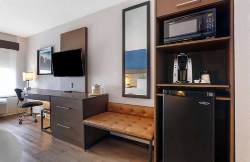 Sycamore Hotel | Best Western Sycamore Inn